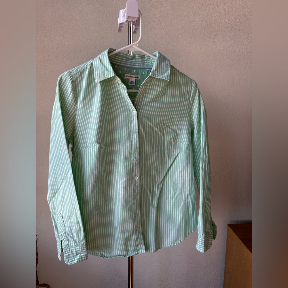 Green and white pinstriped button down blouse